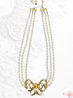 Vintage Avon Butterfly Necklace | Triple Strand Faux Pearl, 1980s 228